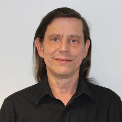 Colin Weeks Head shot